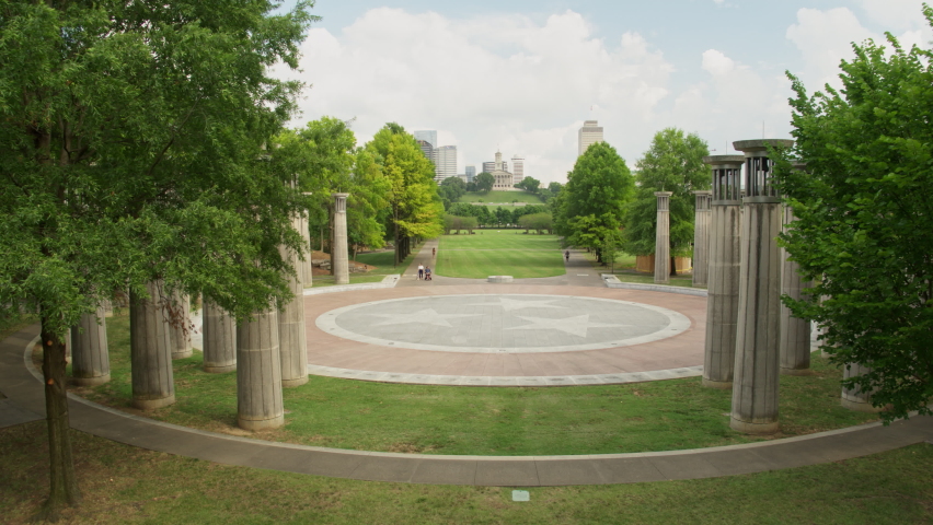 downtown nashville bicentennial park and capitol building