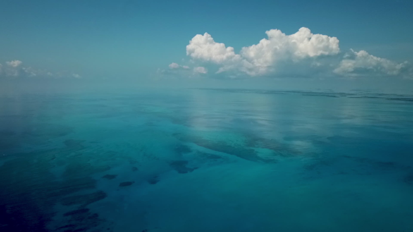 Drone panorama of the clearest water day in the Florida Keys ever recorded. Royalty-Free Stock Footage #1070150722