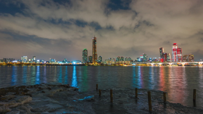 4k Time lapse Sunset of Seoul City Skyline,Winter Seoson in Seoul,South Korea