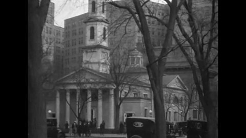 CIRCA 1919 - Tourists visit a courthouse and church in Washington DC.