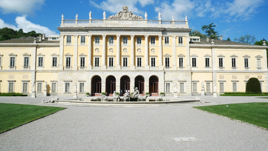 The facade of the famous "Villa Olmo" (meaning: Olmo