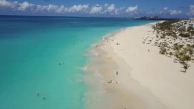 Clear sea, amazing Manchebo and Eagle Beach on Aruba, Caribbean