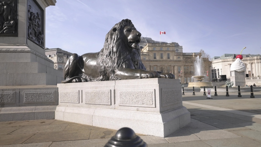 Bronze sculpture of a Lion in Trafalgar Square, London