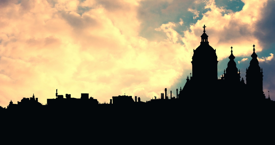 Nederland Amsterdam Skyline Time Lapse clouds with sun raylights