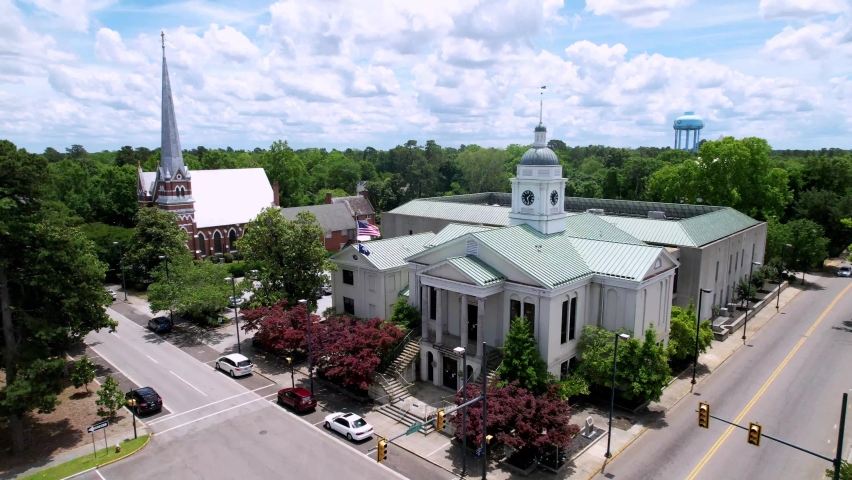 Aiken SC, Aiken South Carolina Aerial Pullout from Courthouse Royalty-Free Stock Footage #1074445172