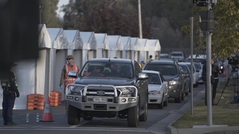 Albury , Australia - 09 16 2020: Police checkpoints as travel is restricted due to the coronavirus outbreak.