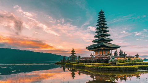 Pura Ulun Danu temple on the lake Bratan in Bali, Indonesia is a major water temple on Bali. Bali Attractions and landmarks in 4k