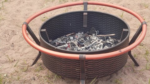 Iron Fire Pit Stock Footage 4k, Tarter Fire Pit Ring