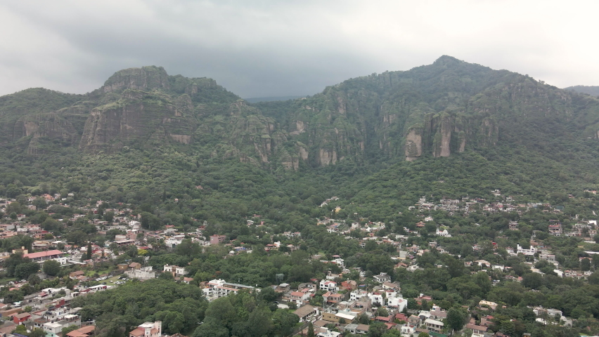 View of mountains near mexico city