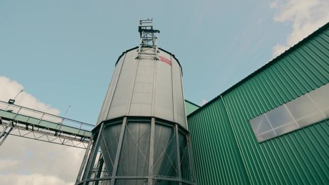 Steel grain silos for grain storage. Grain storage elevators