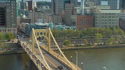Aerial: Andy Warhol bridge over the Allegheny River and downtown Pittsburgh, Pennsylvania, USA. 16 September 2019