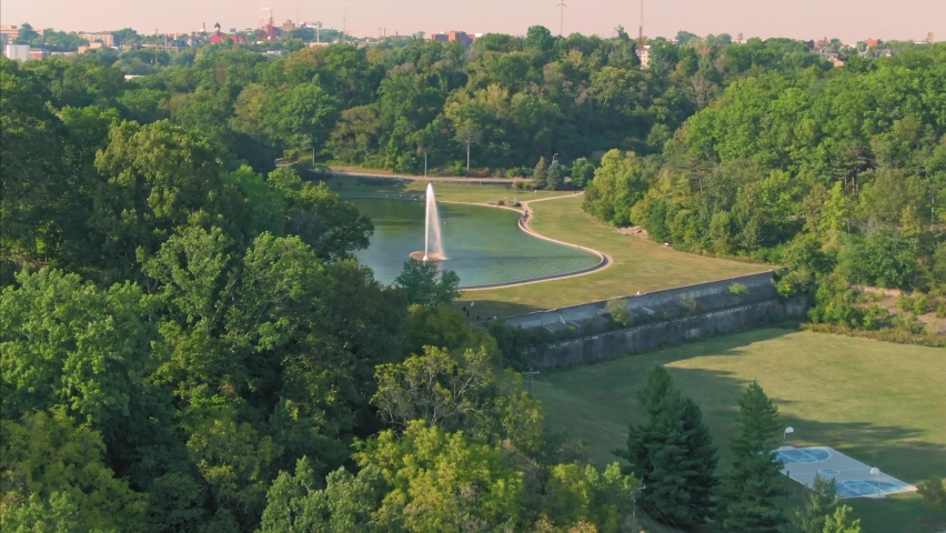 Aerial: Mirror Lake in Eden Park Cincinnati, Ohio, USA. 