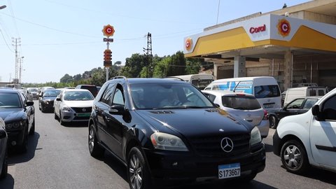 south government-tyre city-Lebanon:14-8-2021
Traffic jams and Cars waiting at gas stations in Lebanon 