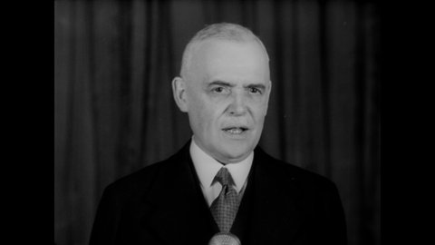 CIRCA 1949 - Canada's Prime Minister St. Laurent speaks on similarities he shares with President Truman.