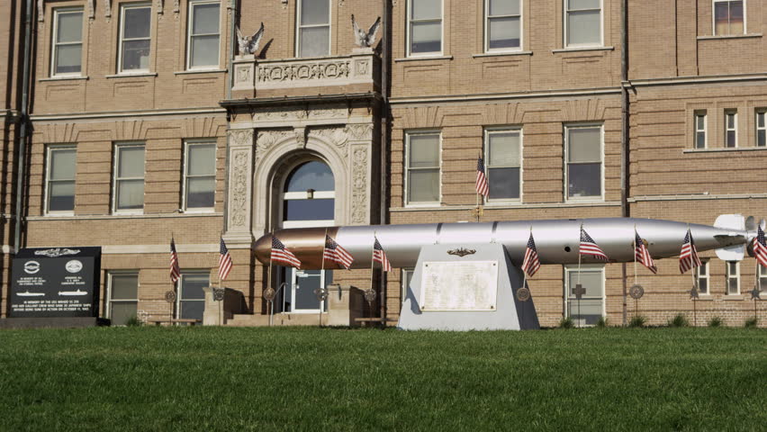 Static shot of Saunders Court House in Nebraska