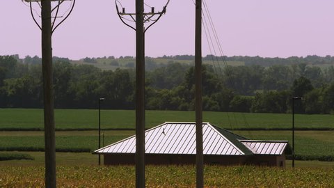 Panning view of the landscape near Auburn Nebraska.