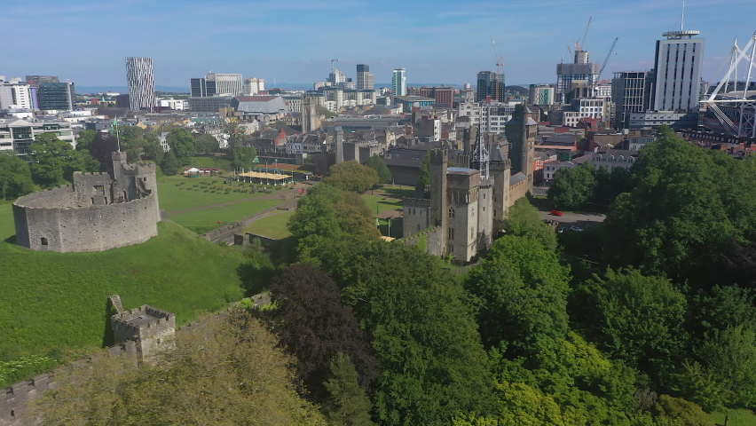 Cardiff castle and city skyline, Cardiff, South Glamorgan, Wales, United Kingdom Royalty-Free Stock Footage #1078364204