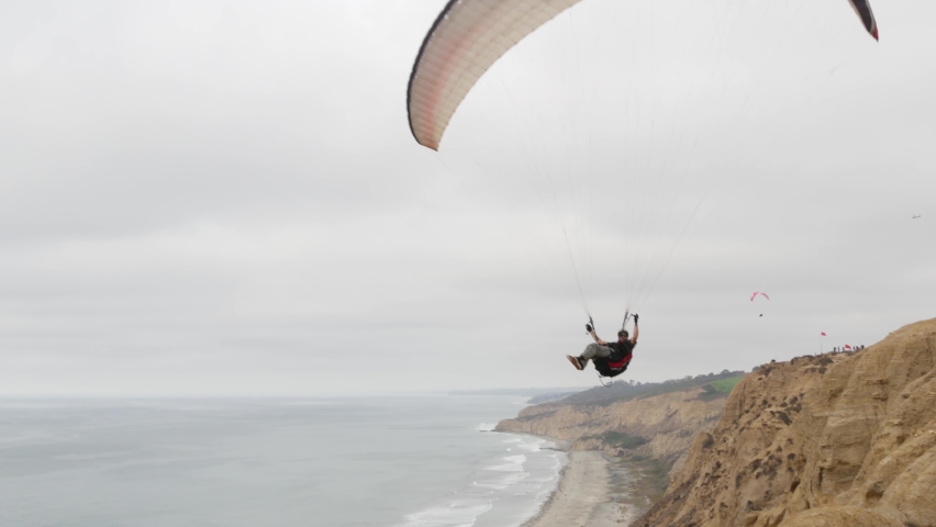 パラグライダー イラスト Stock Video Footage 4k And Hd Video Clips Shutterstock