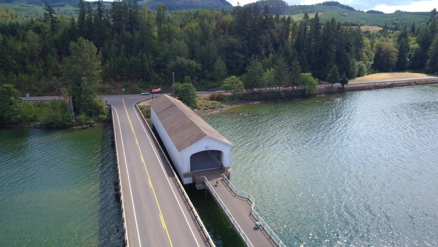 Second video of Lowell Bridge, Lowell Oregon. Historic covered bridge. 