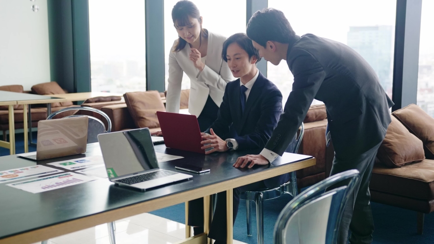 Group of asian businessperson meeting in the office. Group discussion. Management strategy. Brainstorming. Slow motion. | Shutterstock HD Video #1079111012
