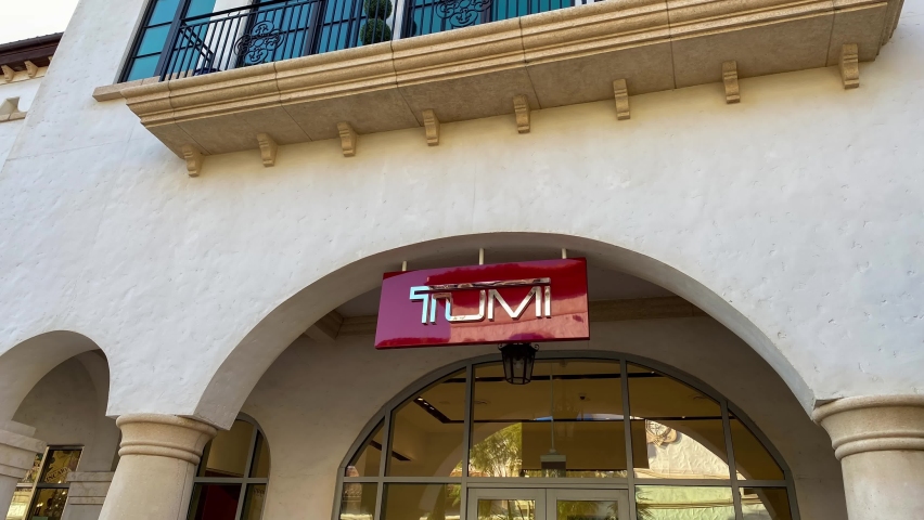 tumi dolphin mall