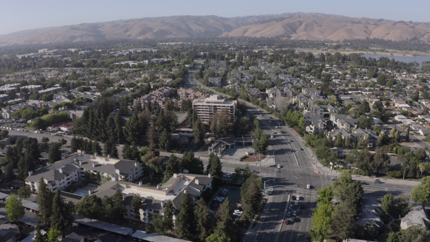 Afternoon aerial view of the city of Fremont, California, USA. Royalty-Free Stock Footage #1079620448