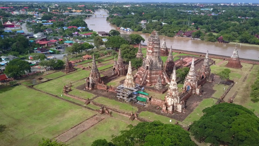 4K High angle view of Wat Chaiwatthanaram. Phra Nakhon Sri Ayutthaya Province in Thailand

