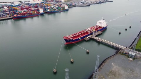 HAFNIA SOYA unloading oil at Belfast Harbour Northern Ireland 10-10-21