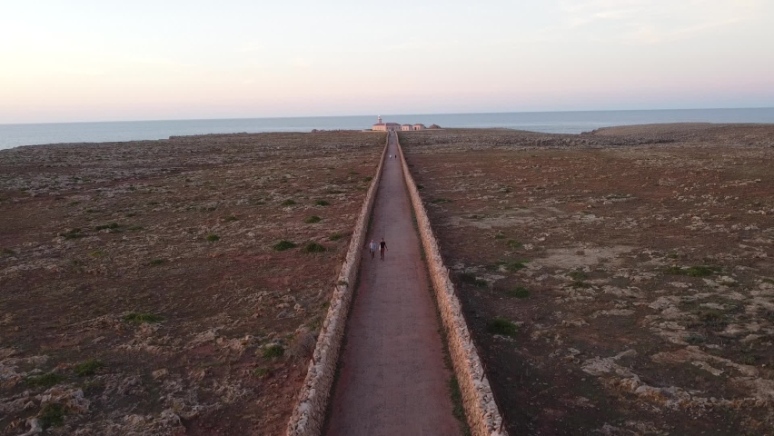 Discovery when ascending the camera of the path that leads to the Punta Nati lighthouse