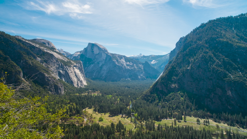Panoramic time lapse from Yosemite National Park in spring