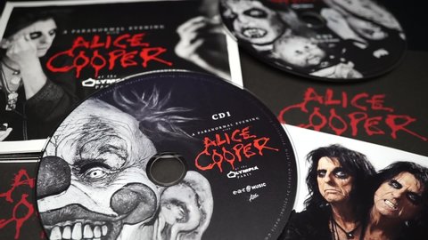 Rome, Italy - October 06, 2021, Double CD Edition by Alice Cooper,
At Paranormal Evening, testimony of the Olympia stage in Paris, one of the most significant of the 2017 European tour.