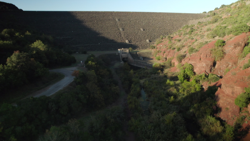 Some shots from a drone of the Salagou lake dam, an impressive artificial lake located in the south of France.