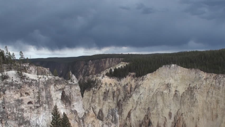 Panning of a Canyon around Yellowstone River.