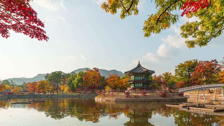  Time lapse 4k Autumn in Seoul, South Korea