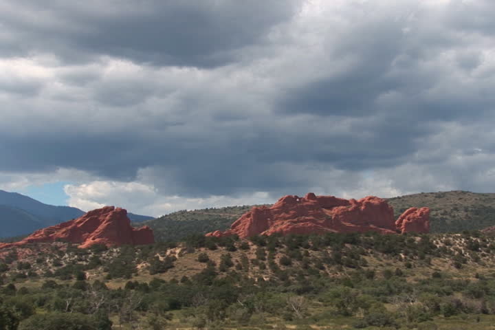 NTSC: Garden of the Gods - pan left
