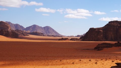 03 of 07 - Wadi Rum Desert in Jordan, Real Time
