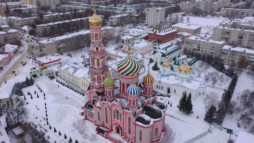 Top view of the Ascension monastery and residential areas in winter in the city of Tambov. Royalty-Free Stock Footage #1082329279