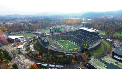 Revealing Oregon Autzen Stadium in Eugene before a football game 30.10.2021. Flying out.