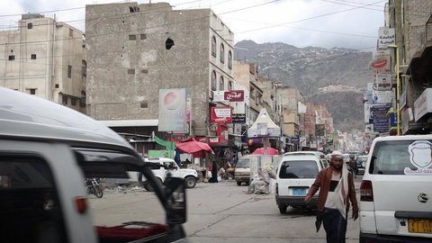 Taiz, Yemen- 08 Oct  2020 :  The movement of people in almogtarbeen Street in the center of the Yemeni city of Taiz