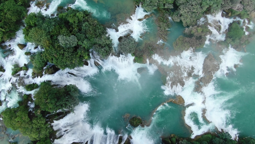 Ban Gioc Waterfall in Cao Bang