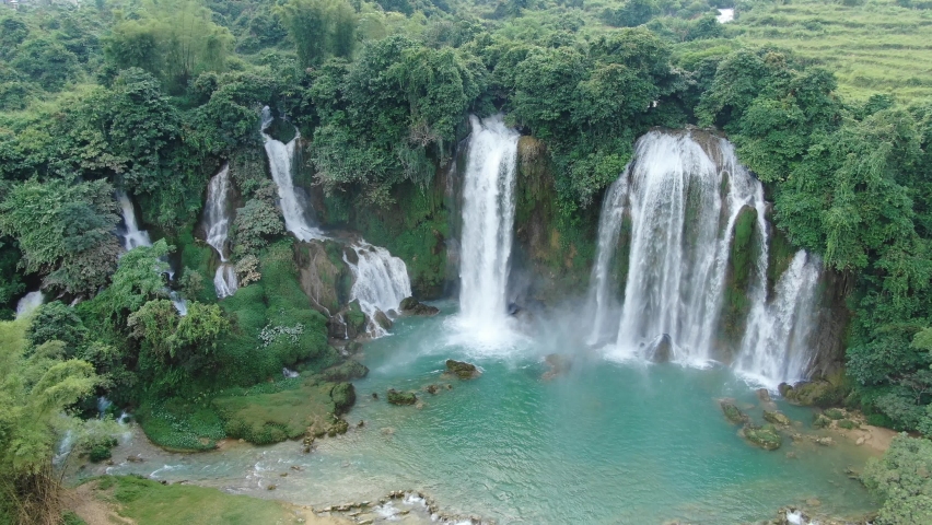 Ban Gioc Waterfall in Cao Bang