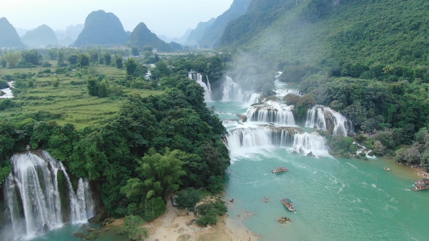 Ban Gioc Waterfall in Cao Bang