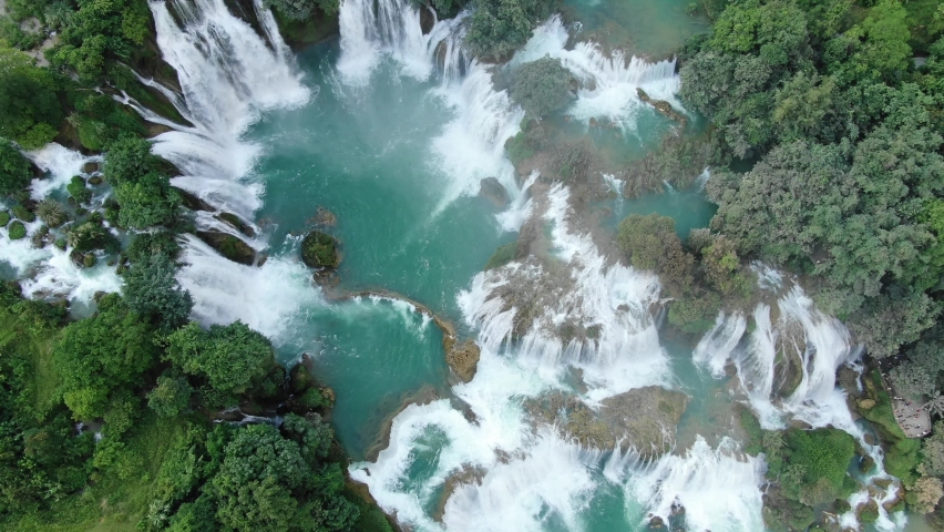 Ban Gioc Waterfall in Cao Bang