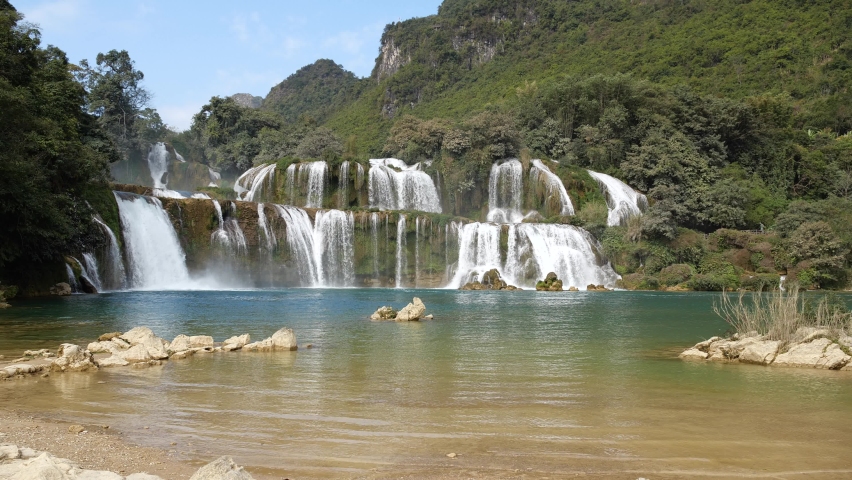 Ban Gioc Waterfall in Cao Bang