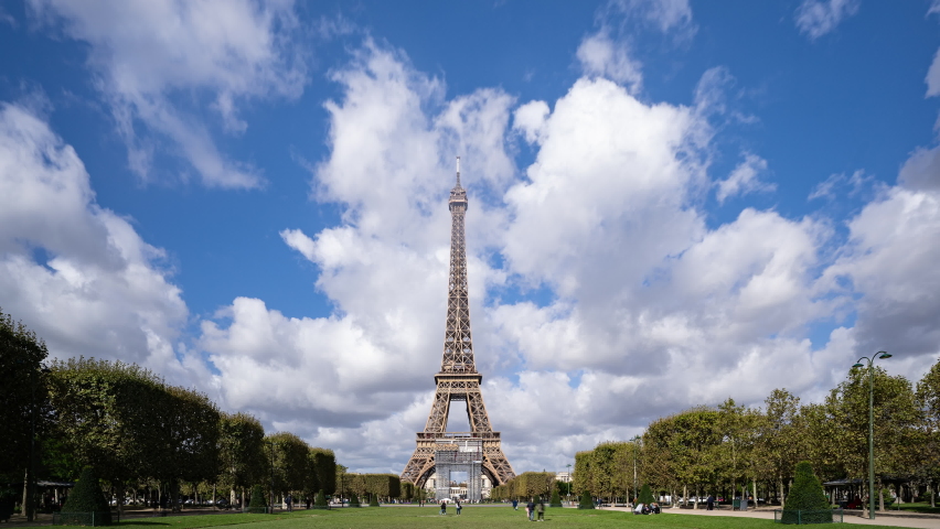 Paris, France, Timelapse - The Champ de Mars and the Eiffel Tower during the day Royalty-Free Stock Footage #1083279091