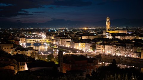 Timelapse of Ponte Vecchio in Florence at night 
