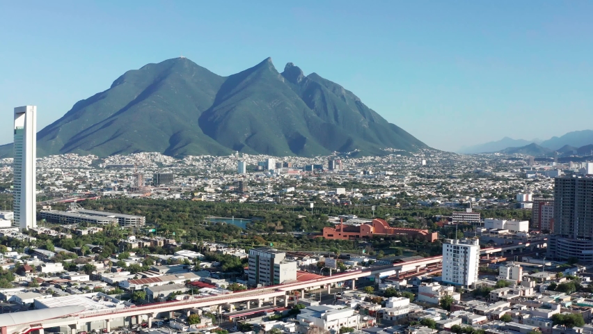 Cerro de La Silla and parc Fundidora in Monterrey Mexico. Aerial drone view. Royalty-Free Stock Footage #1084043488