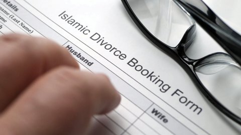 Finger tapping on islamic divorce form