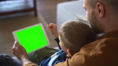 Father son hands on green screen: Stockvideo-Filmmaterial – 4K- und HD ...