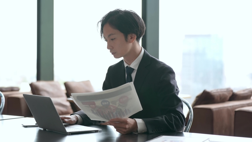 asian businessman working in the office